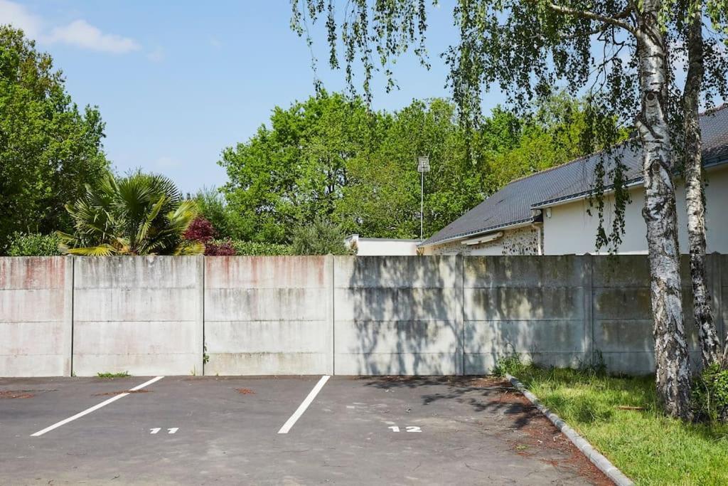 New-York New-York : Fibre Wifi/Linge/Parking Châteaubriant Exterior foto